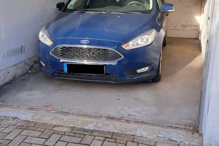 Ford Focus 93.000 km 6.390 &euro; Essen 45138