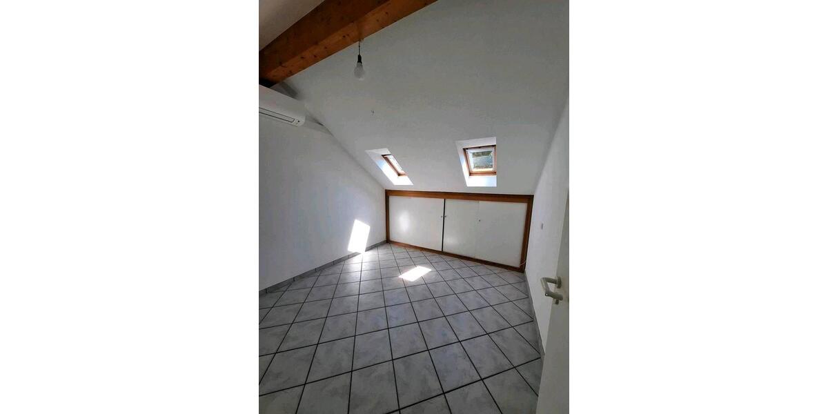Dachgeschoßwohnung Kaarst - 3 Zimmer, 79 m&sup2;, 269.000&euro; | Angebot:26740934