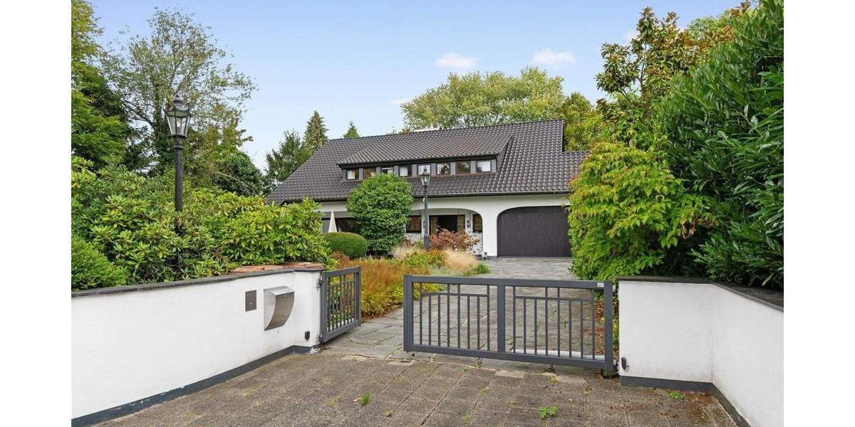 Einfamilienhaus Ratingen Hösel - 8 Zimmer, 303 m&sup2;, 1.450.000&euro; | Angebot:25779367