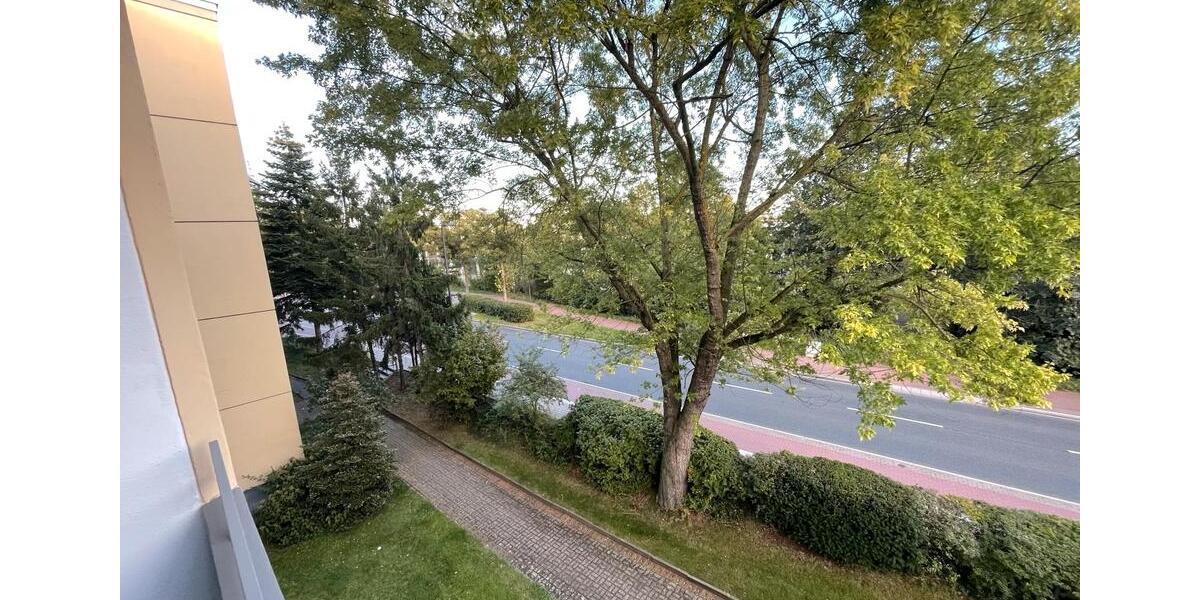 Etagenwohnung Neuss - 2 Zimmer, 68 m&sup2;, 1.040&euro; | Angebot:26610402