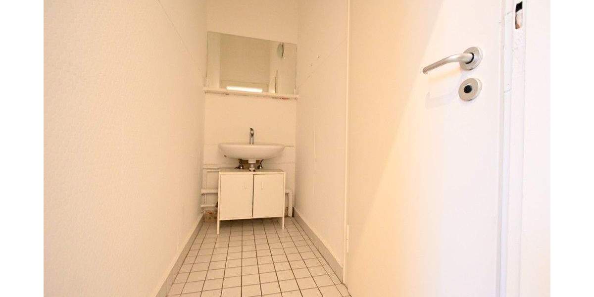 Gewerbeobjekt Düsseldorf Oberbilk - 2 Zimmer, 58 m&sup2;, 500&euro; | Angebot:25749227