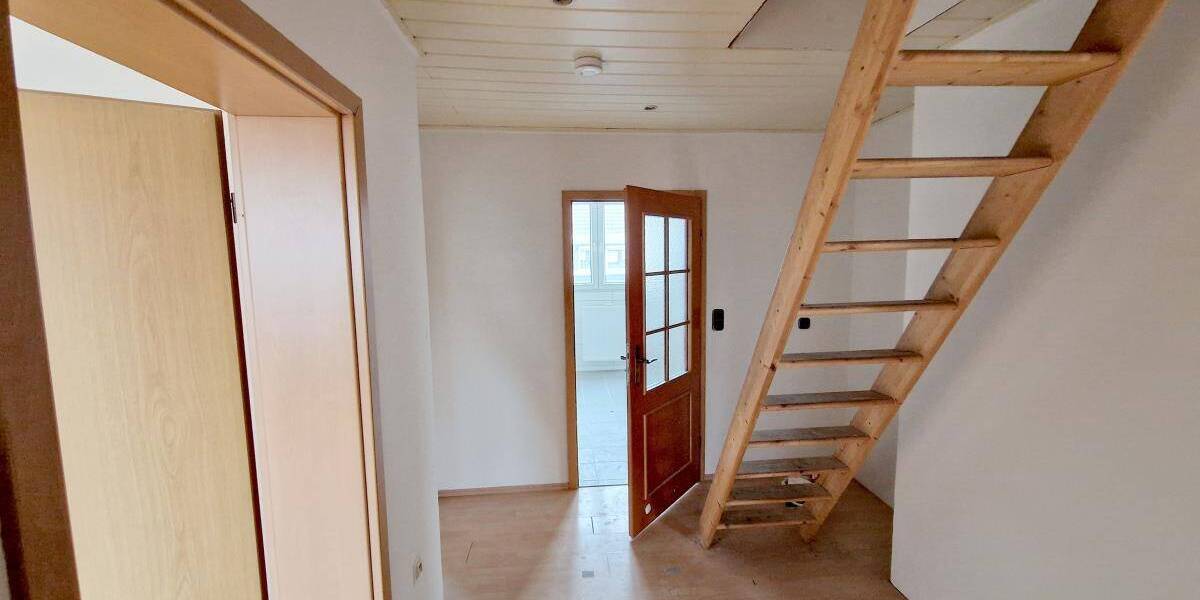 Mehrfamilienhaus, Wohnhaus Oberhausen Sterkrade-Mitte - 300.000&euro; | Angebot:26044282