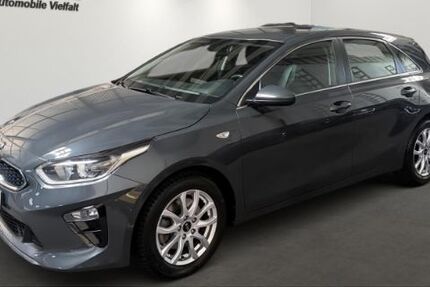 Kia ceed / Ceed 50.761 km 16.980 &euro; Neuss 41464