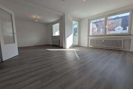Wohnung Duisburg - 2 Zimmer, 71 m&sup2;, 639&euro; | Angebot:25285100