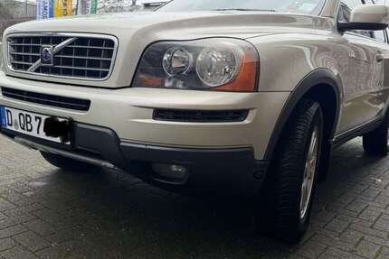 Volvo XC90 338.928 km 6.200 &euro; Düsseldorf 40219