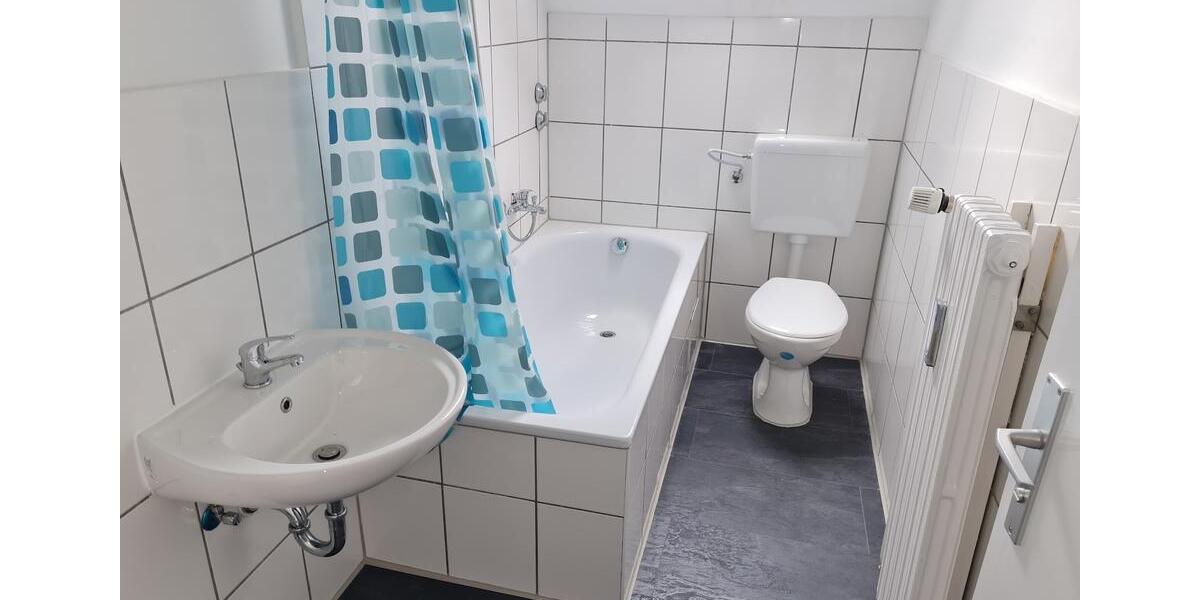 Dachgeschoßwohnung Duisburg Hamborn - 2 Zimmer, 55 m&sup2;, 375&euro; | Angebot:24752167