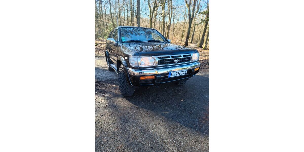 Nissan Pathfinder 169.000 km 8.500 &euro; Essen 45134