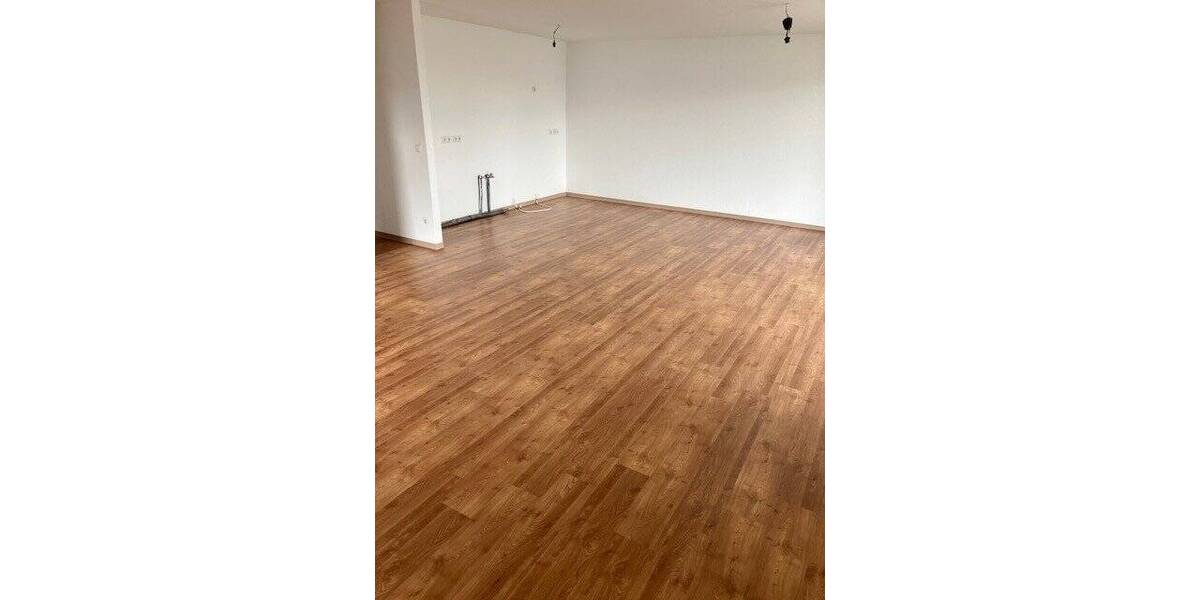 Etagenwohnung Meerbusch Osterath - 4 Zimmer, 122 m&sup2;, 1.229&euro; | Angebot:25742528