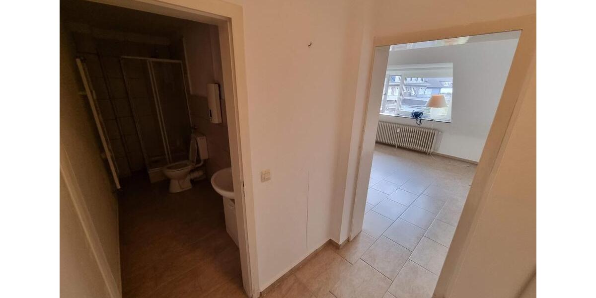 Dachgeschoßwohnung Essen Stadtbezirk II - 1 Zimmer, 100.000&euro; | Angebot:22138265