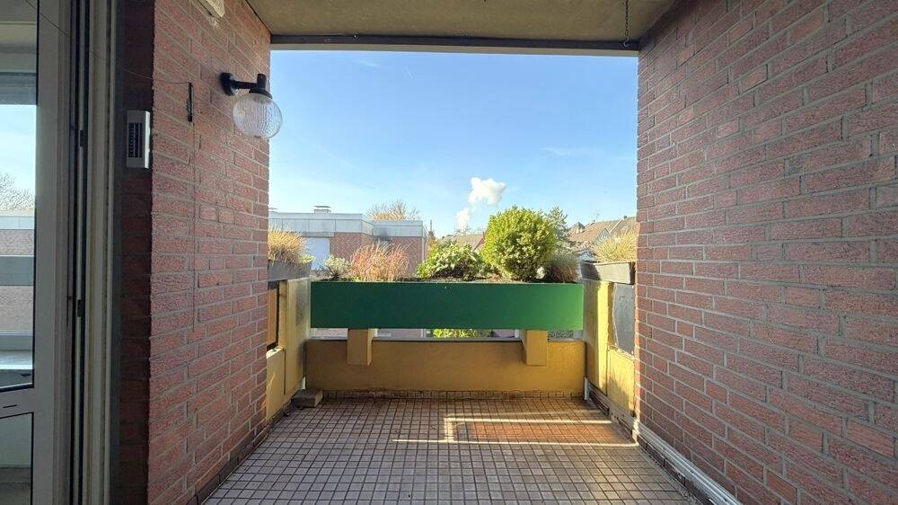 Etagenwohnung Duisburg Marxloh - 3 Zimmer, 82 m&sup2;, 126.000&euro; | Angebot:25748105