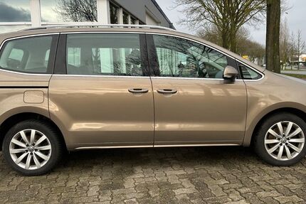 VW Sharan 256.000 km 9.996 &euro; Kevelaer 47623