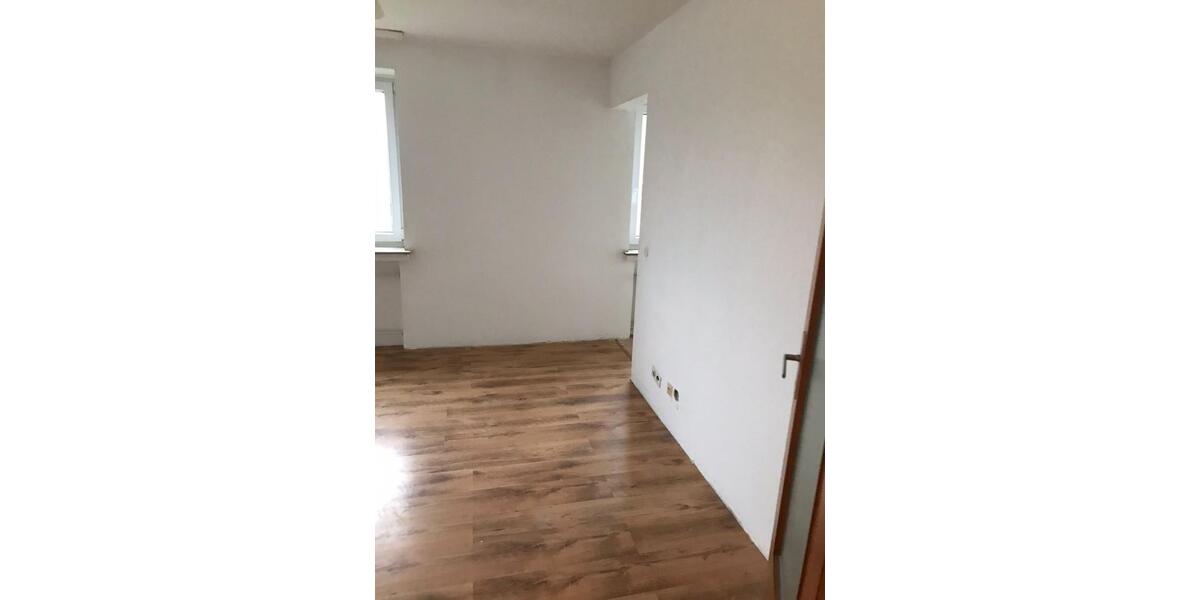 Etagenwohnung Krefeld Benrad - 1 Zimmer, 45 m&sup2;, 350&euro; | Angebot:26629588
