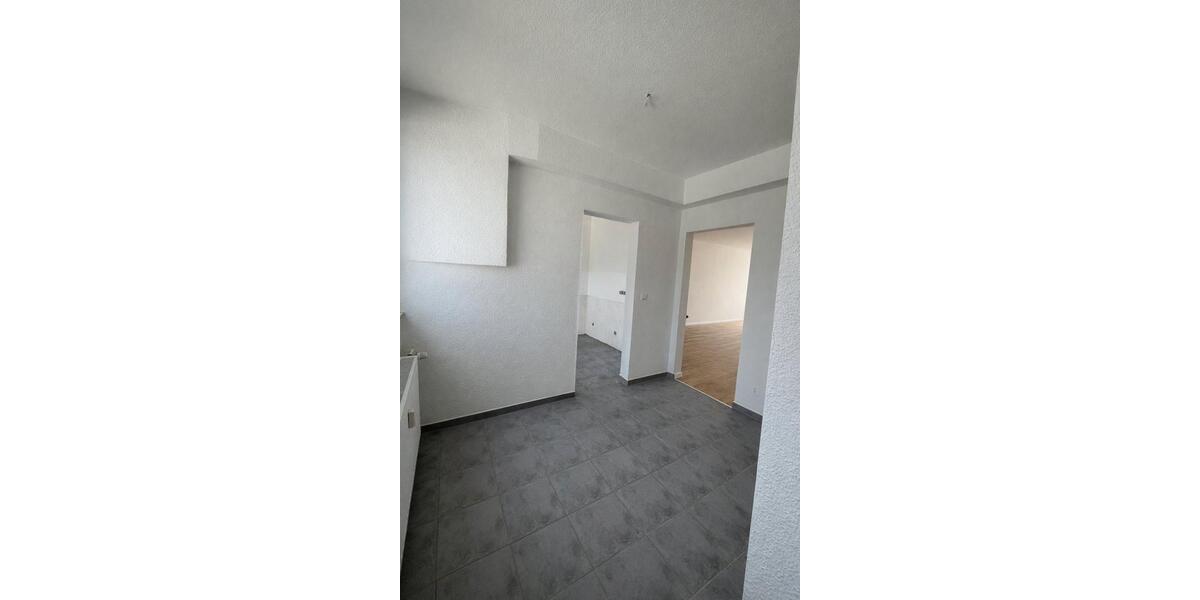 Etagenwohnung Duisburg Essenberg - 3 Zimmer, 87 m&sup2;, 750&euro; | Angebot:26617921
