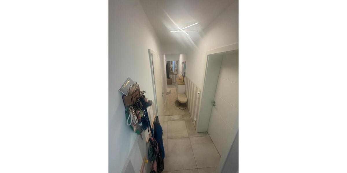 Erdgeschoßwohnung Duisburg Duisburg-Mitte - 3 Zimmer, 88 m&sup2;, 1.700&euro; | Angebot:26617709