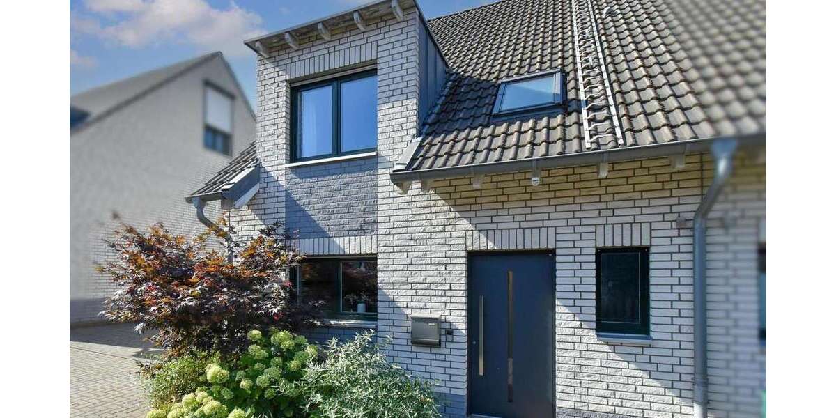 Einfamilienhaus Essen / Stoppenberg Stoppenberg - 5.5 Zimmer, 122 m&sup2;, 595.000&euro; | Angebot:27312678