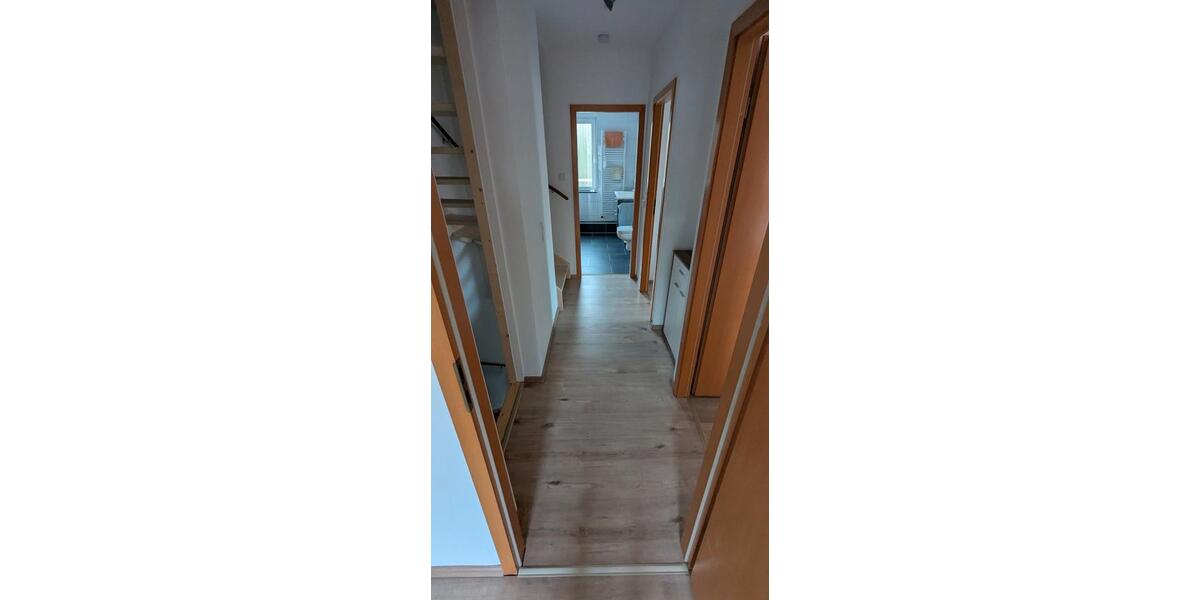 Reihenhaus Essen Stadtbezirk VI - 5 Zimmer, 132 m&sup2;, 465.000&euro; | Angebot:26042635