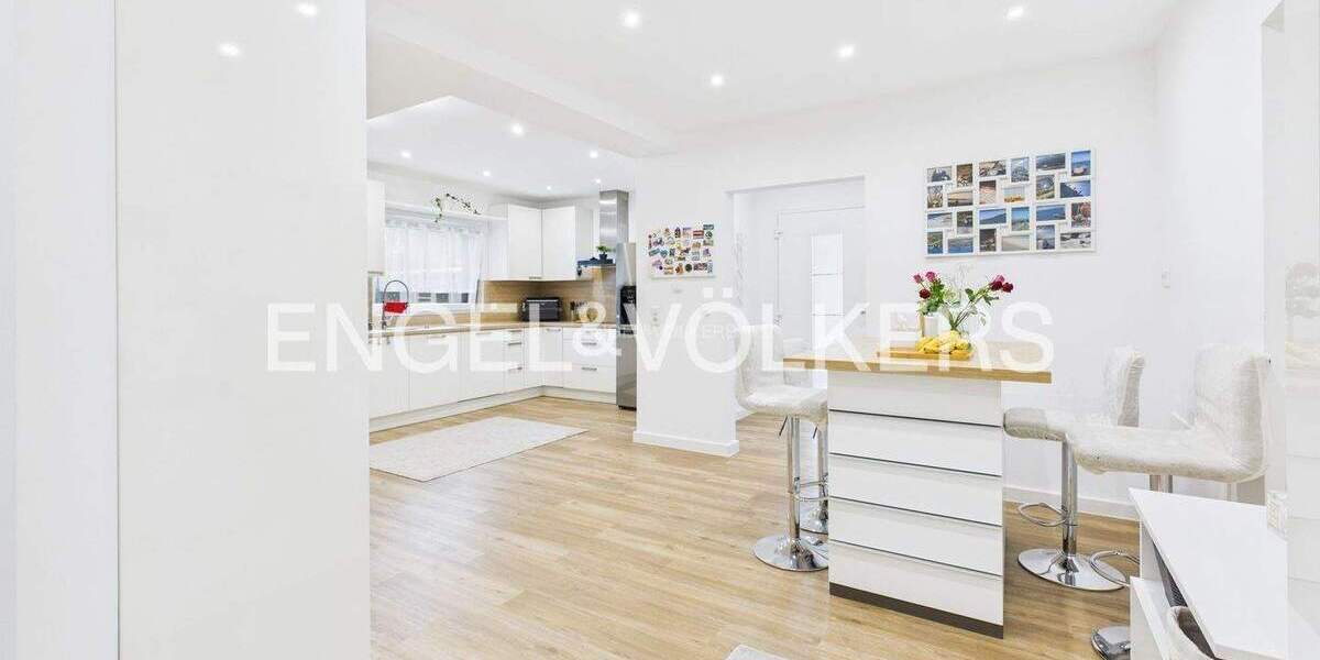 Einfamilienhaus Krefeld Bockum - 8 Zimmer, 290 m&sup2;, 990.000&euro; | Angebot:25749292