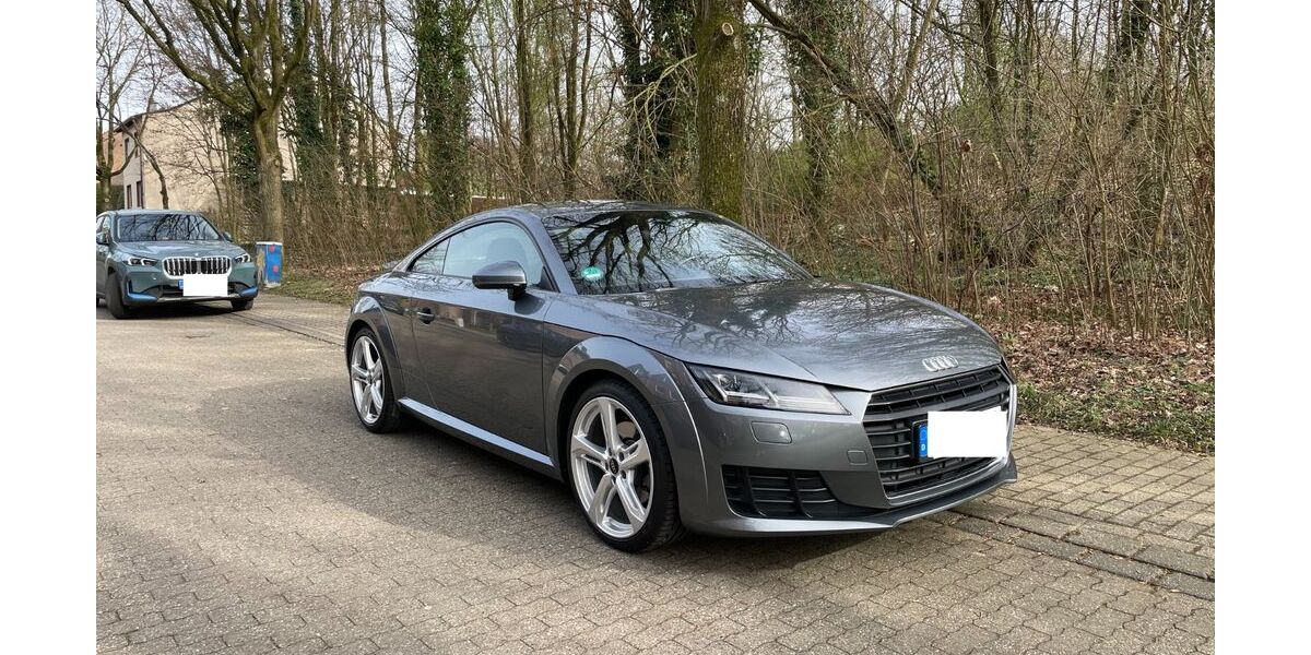 Audi TT 90.000 km 22.900 &euro; Oberhausen 46145