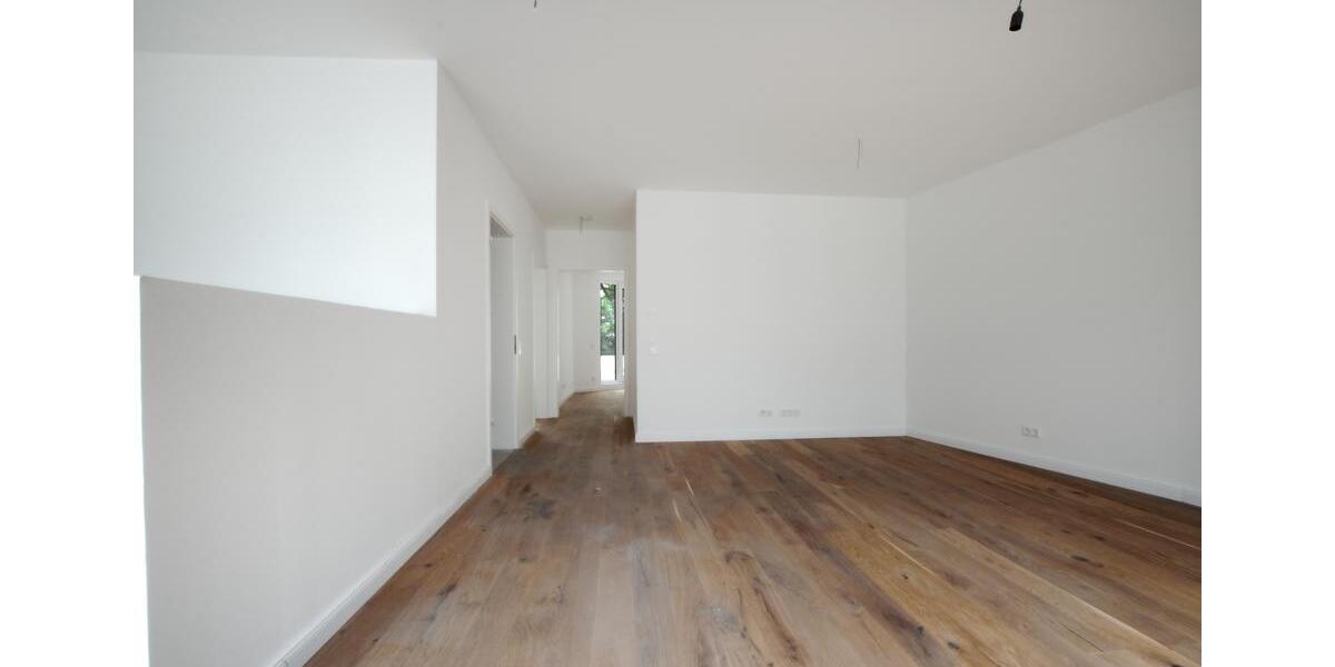 Etagenwohnung Düsseldorf Pempelfort - 3 Zimmer, 87 m&sup2;, 1.670&euro; | Angebot:26285178