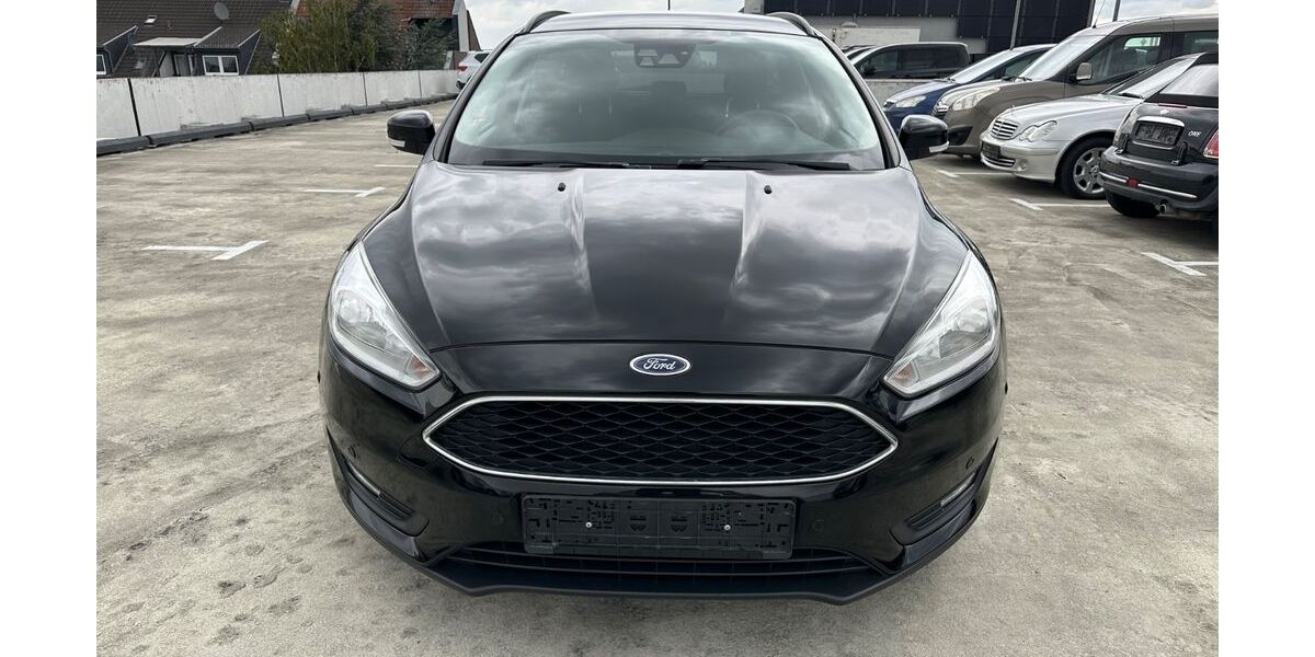 Ford Focus 127.000 km 7.900 &euro; Neuss 41462