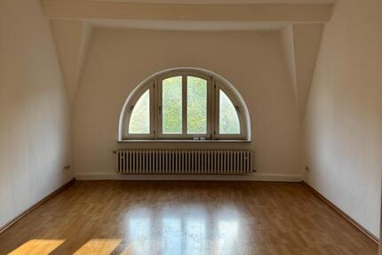 Wohnung Essen Stadtbezirk VIII - 5 Zimmer, 140 m&sup2;, 1.190&euro; | Angebot:26681777