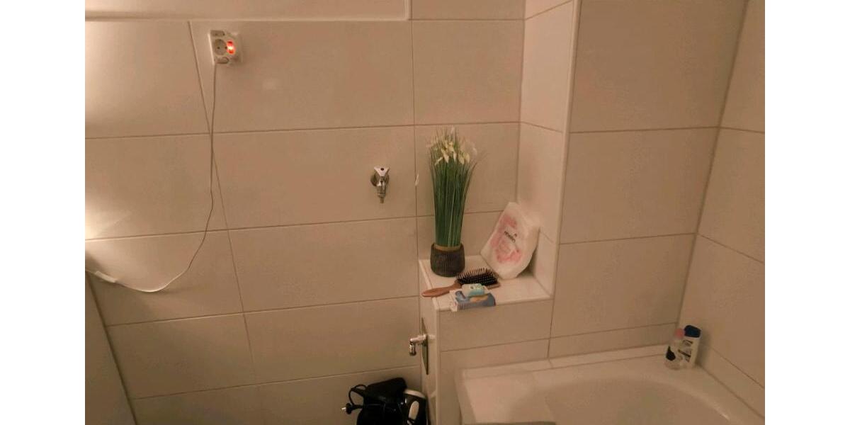 Etagenwohnung Essen Stadtbezirk III - 2 Zimmer, 65 m&sup2;, 820&euro; | Angebot:25377333