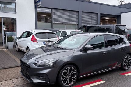 Ford Focus 48.999 km 17.590 &euro; Krefeld 47839