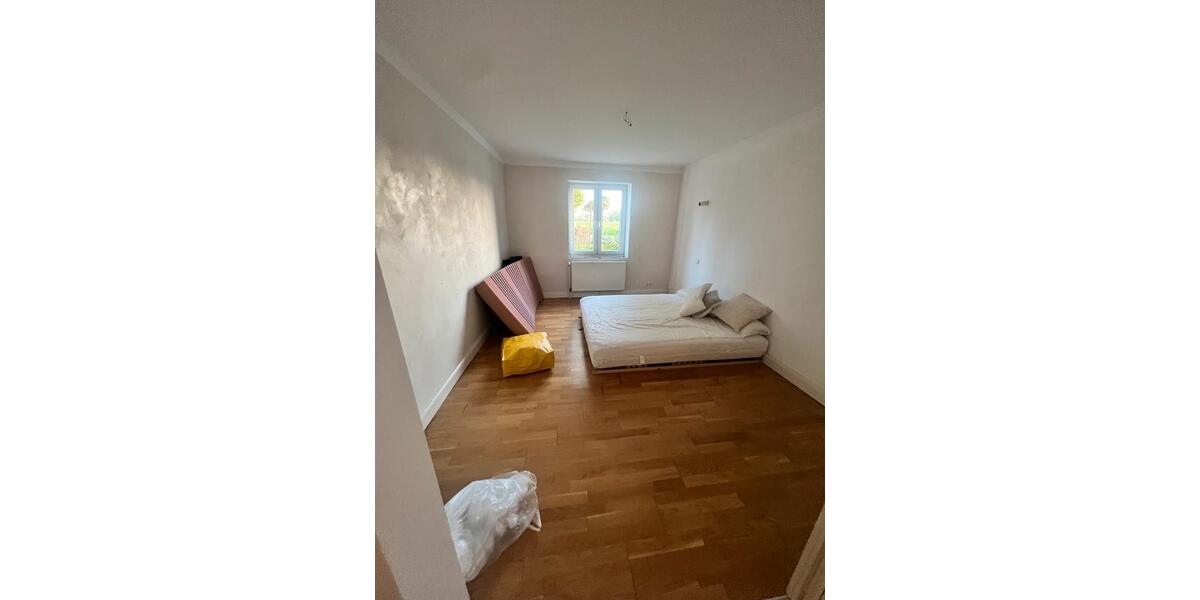 Erdgeschoßwohnung Grefrath - 3.5 Zimmer, 97 m&sup2;, 985&euro; | Angebot:26168987