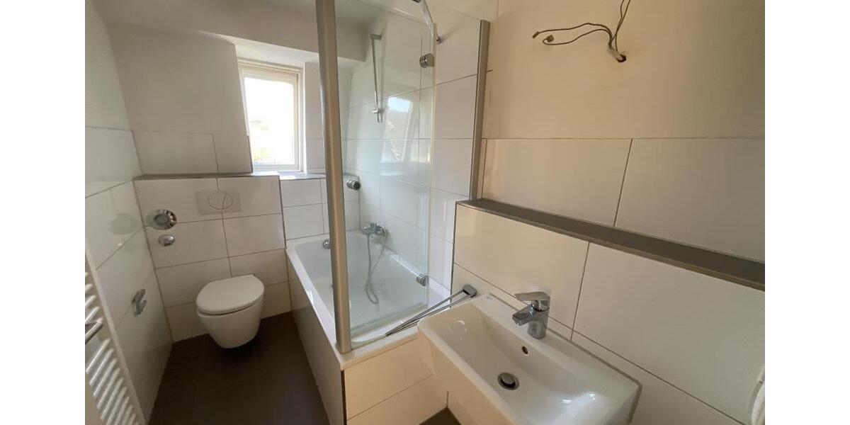 Etagenwohnung Essen Stadtbezirk VI - 3 Zimmer, 83 m&sup2;, 729&euro; | Angebot:24693132