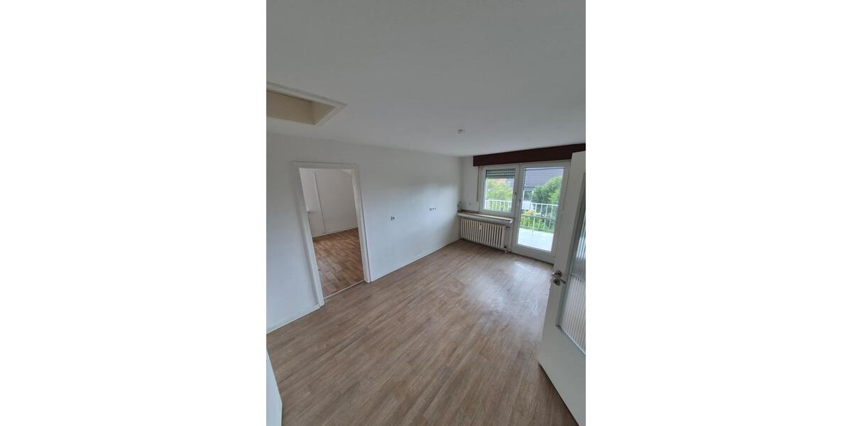 Dachgeschoßwohnung Dinslaken Lohberg - 3.5 Zimmer, 67 m&sup2;, 770&euro; | Angebot:26603542