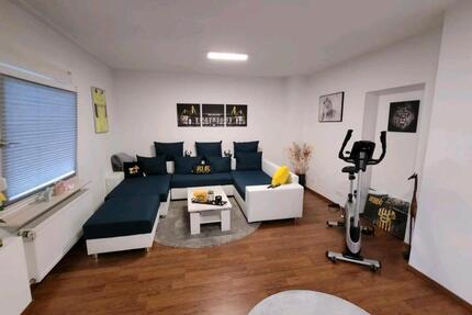 Wohnung Duisburg Huckingen - 2 Zimmer, 65 m&sup2;, 900&euro; | Angebot:25982674