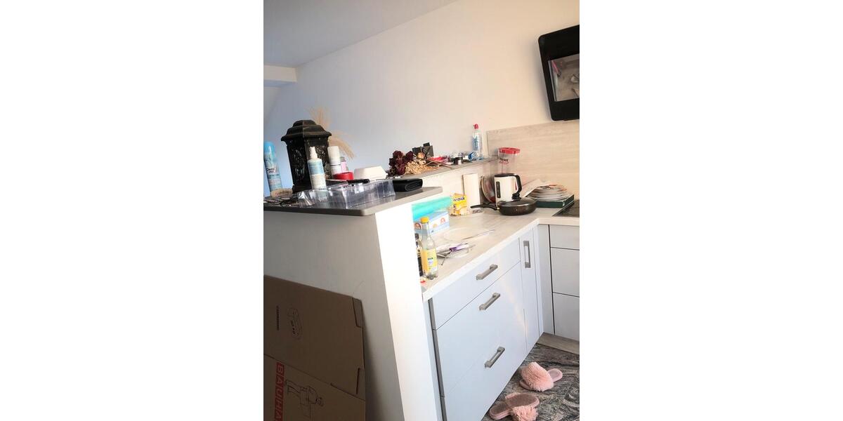 Dachgeschoßwohnung Krefeld - 2 Zimmer, 50 m&sup2;, 500&euro; | Angebot:26650135