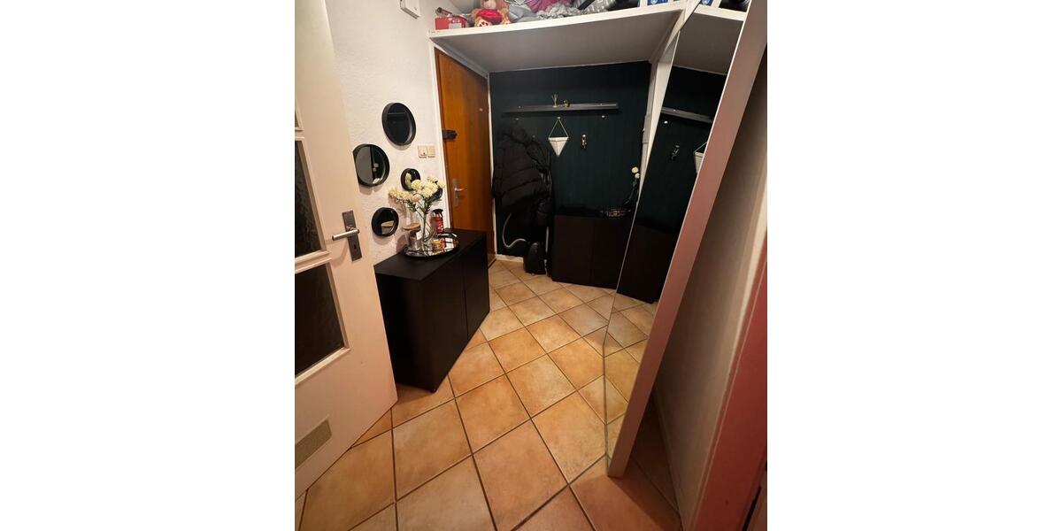 Etagenwohnung Düsseldorf Derendorf - 2 Zimmer, 50 m&sup2;, 1.095&euro; | Angebot:26450211