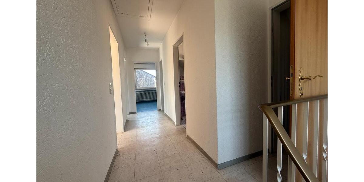 Einfamilienhaus Düsseldorf Stadtbezirk 5 - 5 Zimmer, 160 m&sup2;, 700.000&euro; | Angebot:25926089