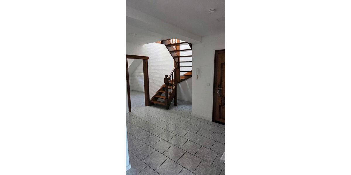 Maisonettenwohnung Kamp-Lintfort Lintfort - 3.5 Zimmer, 110 m&sup2;, 850&euro; | Angebot:26546100