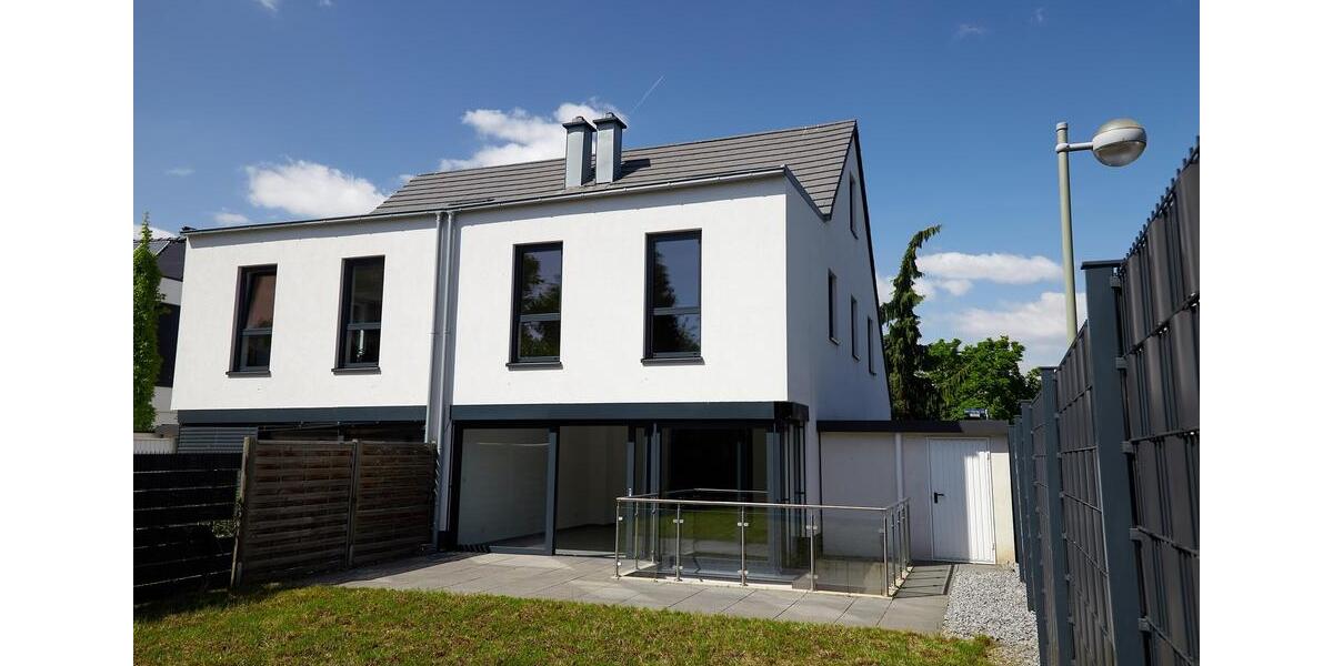 Doppelhaushälfte Meerbusch - 5 Zimmer, 205 m&sup2;, 2.800&euro; | Angebot:25905974