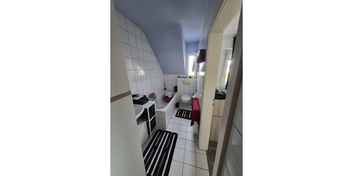 Etagenwohnung Krefeld Stadtmitte - 3 Zimmer, 66 m&sup2;, 580&euro; | Angebot:26345322