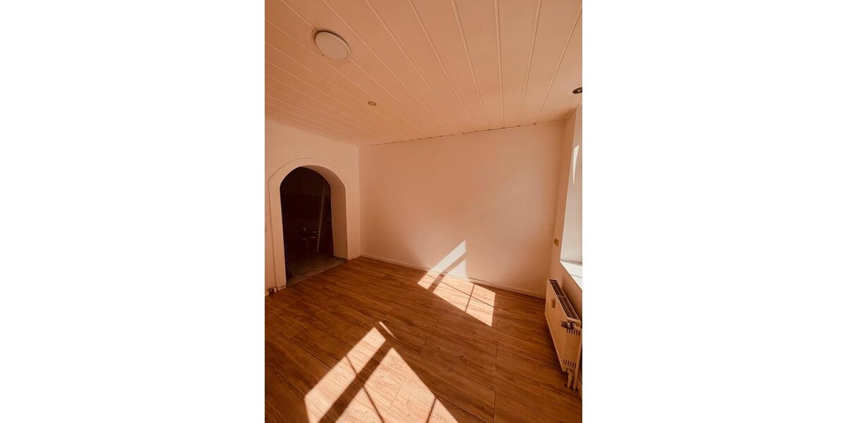 Erdgeschoßwohnung Krefeld - 1.5 Zimmer, 36 m&sup2;, 81.500&euro; | Angebot:26103876