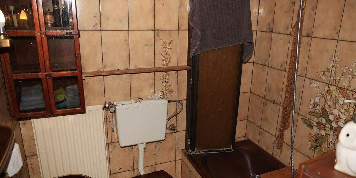 Reihenmittelhaus Duisburg Hochemmerich - 4 Zimmer, 72 m&sup2;, 122.000&euro; | Angebot:25769810