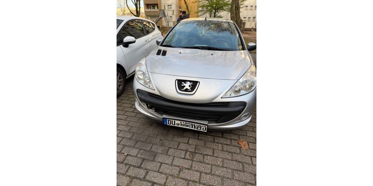 Peugeot 206 131.000 km 1.999 &euro; Duisburg 47226