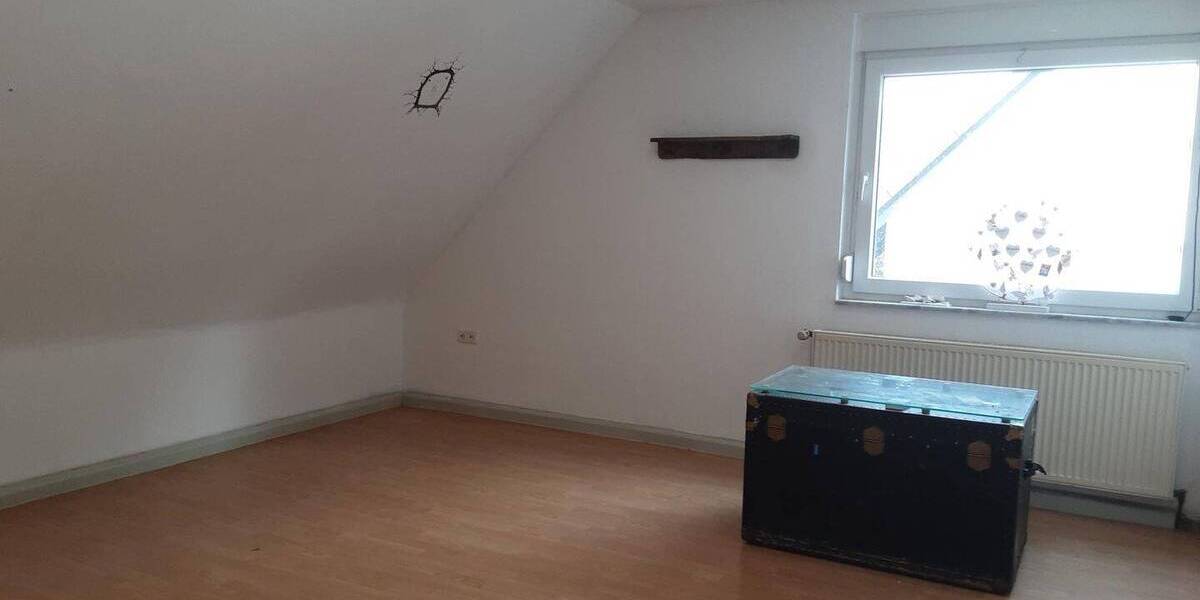Etagenwohnung Oberhausen Alstaden-Ost - 2 Zimmer, 66 m&sup2;, 103.000&euro; | Angebot:25779483
