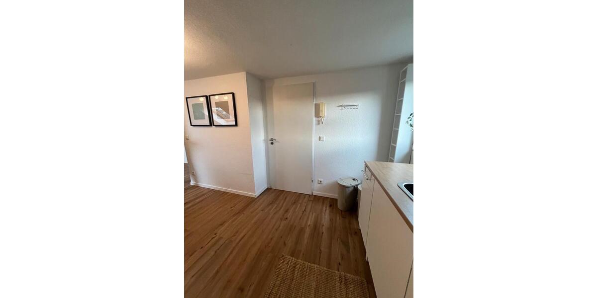 Dachgeschoßwohnung Essen Stadtbezirk II - 2.5 Zimmer, 55 m&sup2;, 890&euro; | Angebot:26007077