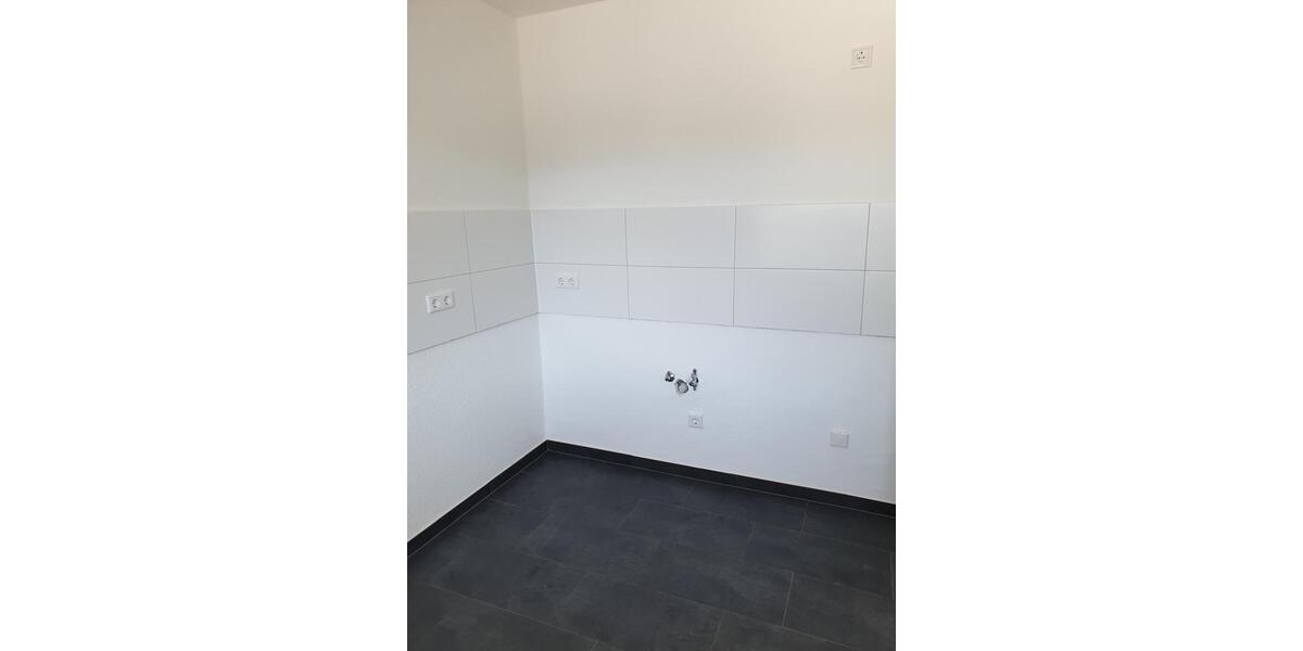 Etagenwohnung Krefeld - 3 Zimmer, 65 m&sup2;, 590&euro; | Angebot:25868117