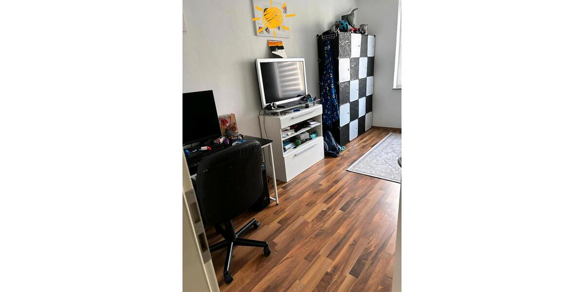 Etagenwohnung Krefeld Benrad - 3 Zimmer, 67 m&sup2;, 851&euro; | Angebot:25217883
