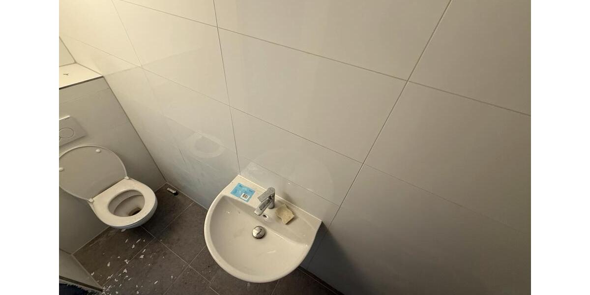 Etagenwohnung Duisburg Hamborn - 2 Zimmer, 70 m&sup2;, 600&euro; | Angebot:25538401