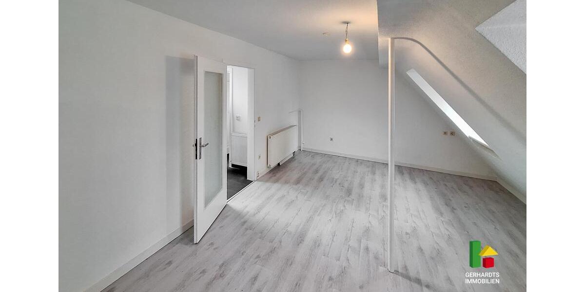 Dachgeschoßwohnung Krefeld - 1 Zimmer, 30 m&sup2;, 330&euro; | Angebot:25394171