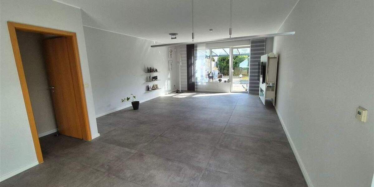 Doppelhaushälfte Ratingen Breitscheid - 3 Zimmer, 136 m&sup2;, 719.000&euro; | Angebot:25798535