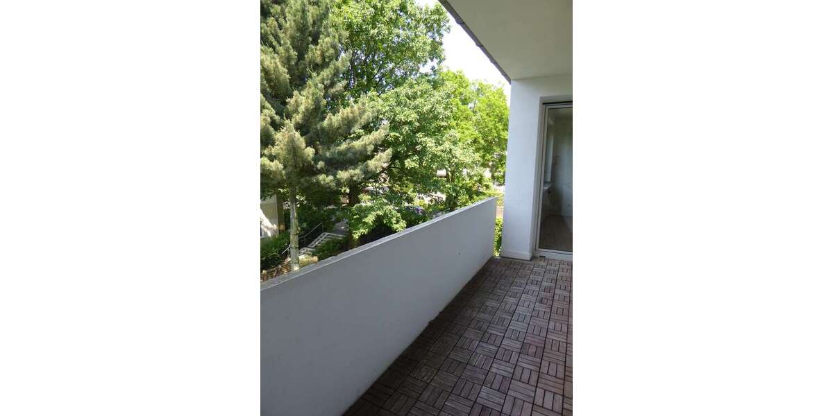Etagenwohnung Düsseldorf Knittkuhl - 4 Zimmer, 77 m&sup2;, 850&euro; | Angebot:27334075