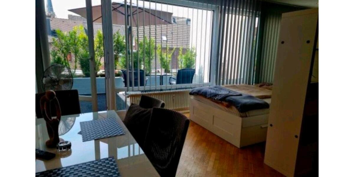 Terrassenwohnung Düsseldorf Stadtmitte - 1 Zimmer, 41 m&sup2;, 950&euro; | Angebot:26578576