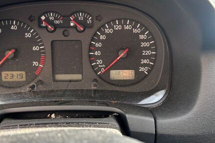 VW Golf 137.450 km 1.000 &euro; Essen 45131